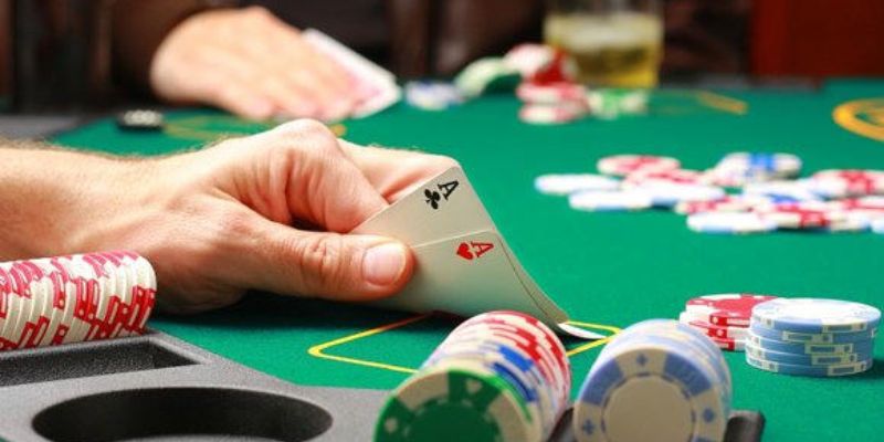 Tân thủ mới chưa có nhiều kinh nghiệm không nên chơi tất tay